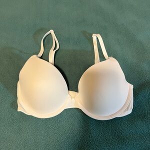 women’s bra
